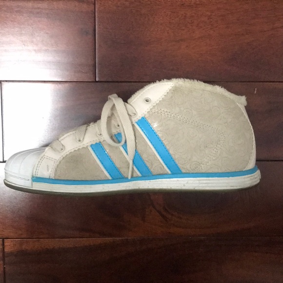 Adidas (Neon) Trendy Flat Shoes - Picture 2 of 3